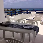 Edificio Sarie Bay